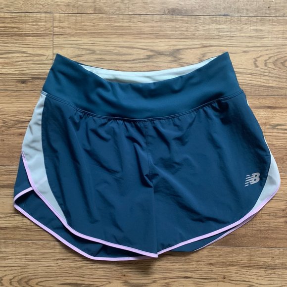 New Balance high waisted shorts - Picture 1 of 2